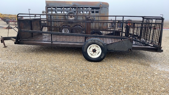HOG TRAILER WITH DIVIDERS - HYDRAULIC OR BATTERY