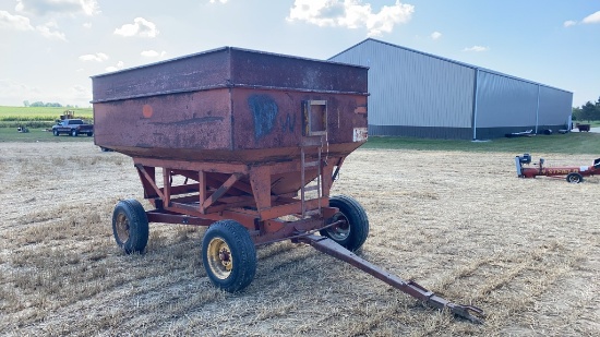 J&M extendable tongue hopper wagon on MF gear
