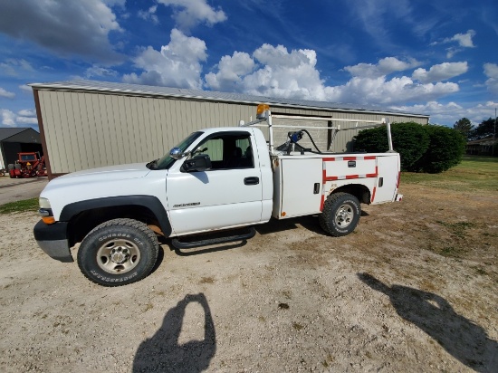 2002 Chevrolet 2500HD , Single Cab, AT, 4x4, 246K Miles, Stahl Steel Service Body, Fuel Tank w/GPI E