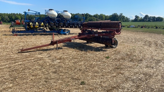 Farmhand WP42 Packer, 30” Flat Fold