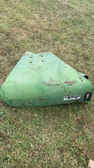 JD 4020 fenders