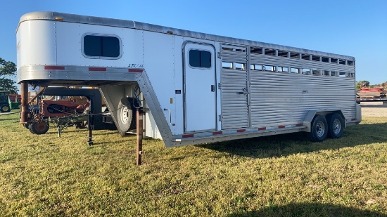 "2005 Exiss livestock trailer 24’ long