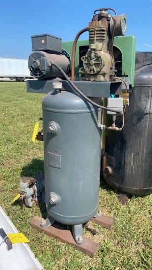 "AIR COMPRESSOR 220 VOLT