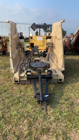 Bat wing mower