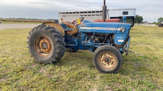 FORD 4000 TRACTOR - GAS