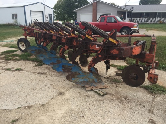 "WHITE CASE MOLDBOARD PLOW 5-7 MODEL 400-500