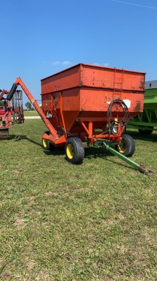 "KILLBROS 350 WAGON ON JD RUNNING GEAR
