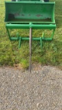 Frontier loader mount bale spear - Global mounts