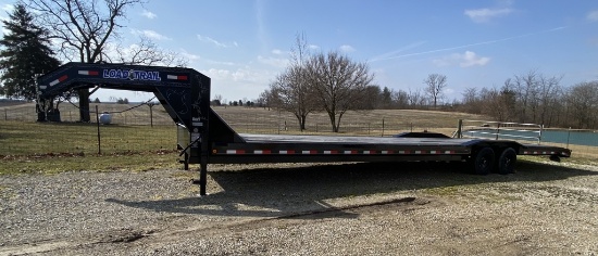 2021 Loadtrail 36 Ft. Gooseneck Trailer, Drive Over Fender, Tandem Axle Single Wheel,