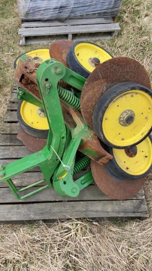 (6) John Deere Single Disc Fertilizer Openers with Brackets