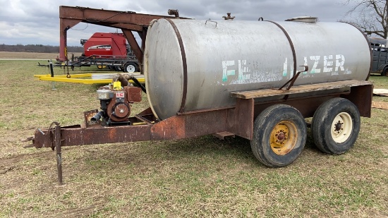 4 Wheel Nurse Tank and Pump