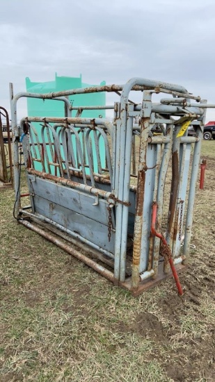 Filson Squeeze Chute, Automatic Head Gate