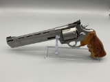 Taurus, Raging Bull, 44mag, Revolver