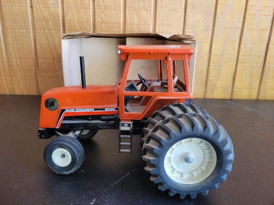 Allis Chalmers 8030 Tractor