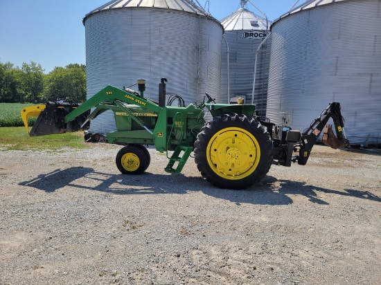 John Deere 3010 Tractor