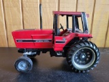 International 5088 Toy Tractor