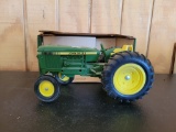 John Deere 1/16th Scale Tractor