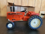 Allis Chalmers 200 Tractor