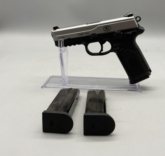 FHN, FNP-45, 45cal, Pistol, 2 Extra Mags and