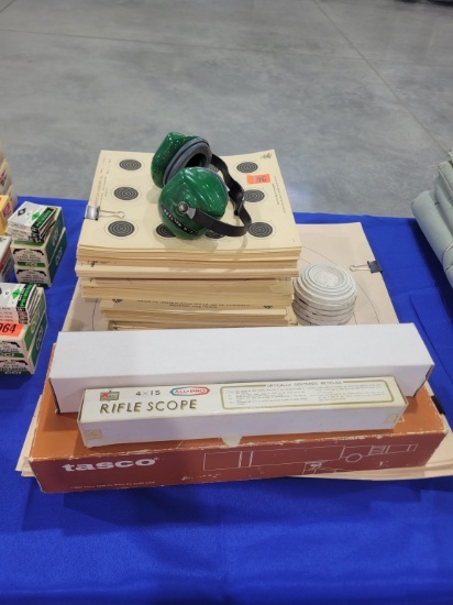 Scopes, Spotting Scope & Targets Large number of paper targets, all different sizes, comes with hear