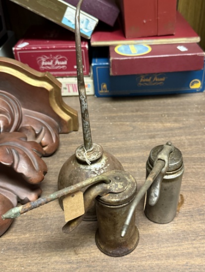 Lot misc. oil cans