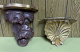 2 wall sconces