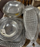 Lot misc serving pieces
