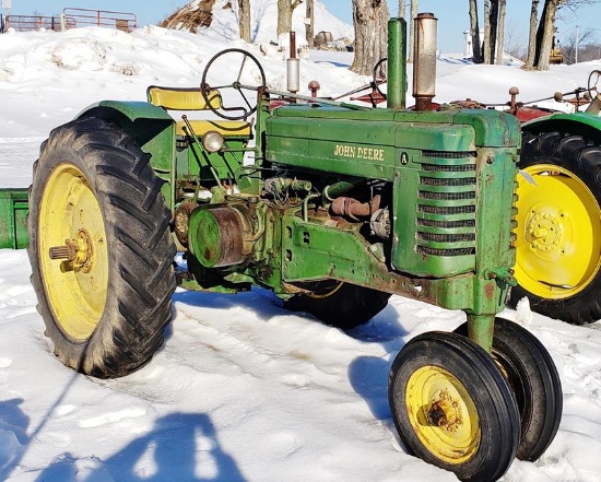 John Deere A - narrow front