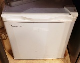 Professional series mini fridge