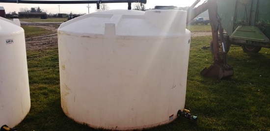 UFA 1500 gallon poly tank