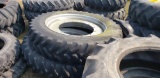 pair pof 14.9R46 tires with rims & wheel centers that fit a CASE IH Magnum