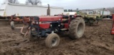 Case International 695 tractor 2wd, 3 pt., pto, 2 remotes, fenders, diesel, brush guard on front, 61
