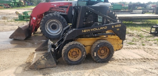 New Holland LX465 skid loader 5008 hours, 100 hours on new reman engine
