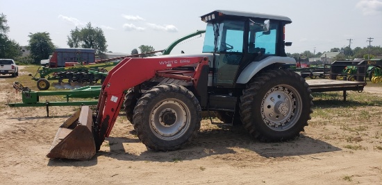 White 6125 tractor 4wd, 3 remotes, White 696 loader, 8145 hours, Cummins engine, power shift transmi