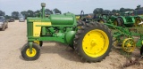 John Deere 620 LP tractor single front wheel