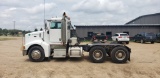 2005 Peterbilt 385 tractor Day cab, tandem axle, 10 spd, rear fenders, Cat C13, 505k miles, wet kit