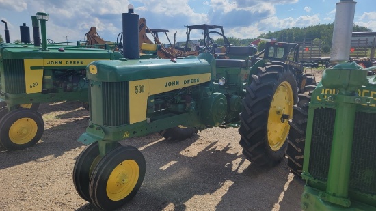 John Deere 530