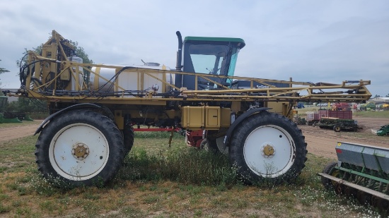 Ro-Gator 854 self propelled sprayer