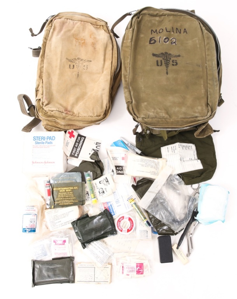 VIETNAM WAR US ARMY M5 FIELD MEDICAL BAG LOT OF 2 | Guns & Military  Artifacts Militaria Vietnam War Collectibles | Online Auctions | Proxibid