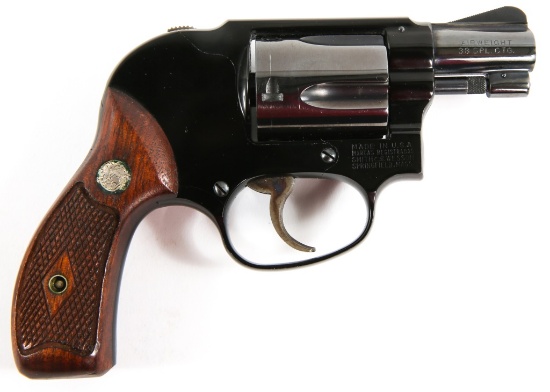 SMITH & WESSON MODEL 38 AIRWEIGHT .38 SPL REVOLVER