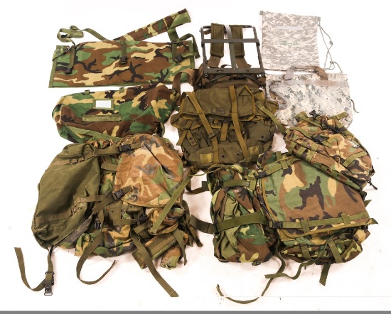 US ARMY BACKPACKS & FIELD BAGS