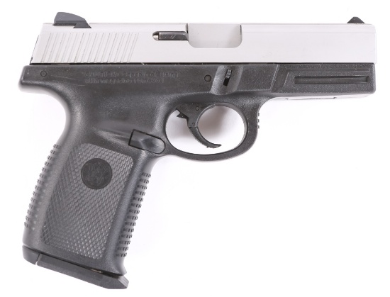 SMITH & WESSON SW40VE .40 S&W PISTOL