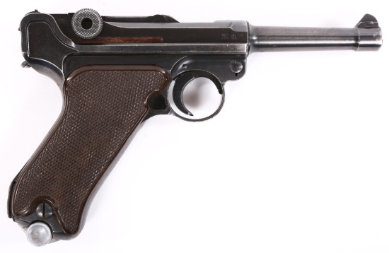 1940 WWII GERMAN MAUSER P.08 CODE 42 LUGER PISTOL