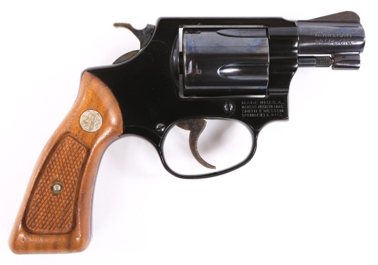 SMITH & WESSON MODEL 37 AIRWEIGHT .38 SPL REVOLVER