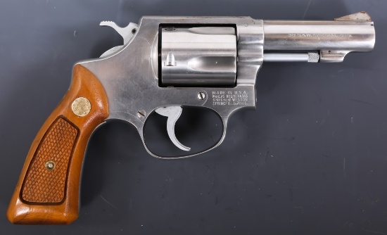 1972 SMITH & WESSON MODEL 60-1 .38 SPL REVOLVER