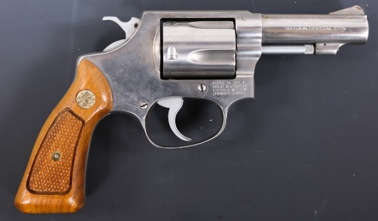 1972 SMITH & WESSON MODEL 60-1 .38 SPL REVOLVER