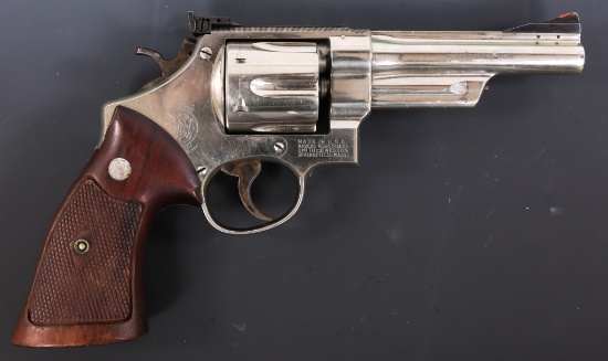 SMITH & WESSON MODEL 27 .357 MAGNUM REVOLVER