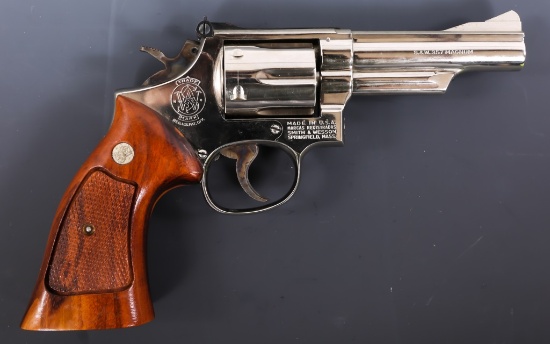 SMITH & WESSON MODEL 19-3 .357 MAGNUM REVOLVER