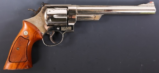 SMITH & WESSON MODEL 29-2 .44 MAGNUM REVOLVER