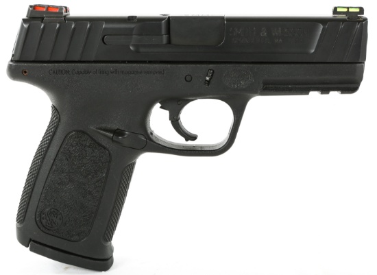 SMITH AND WESSON MODEL SD9 SEMI AUTO 9mm PISTOL